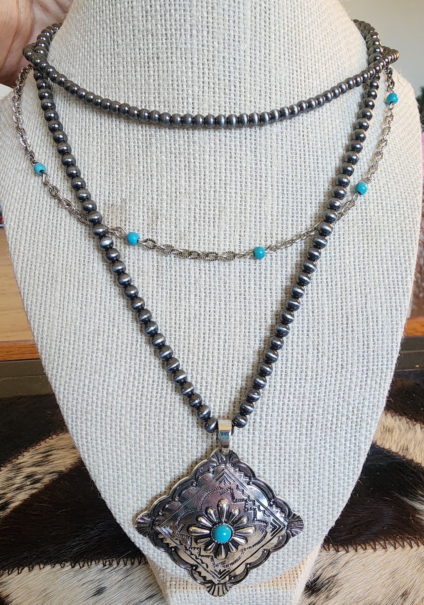 Pendant Necklace Set