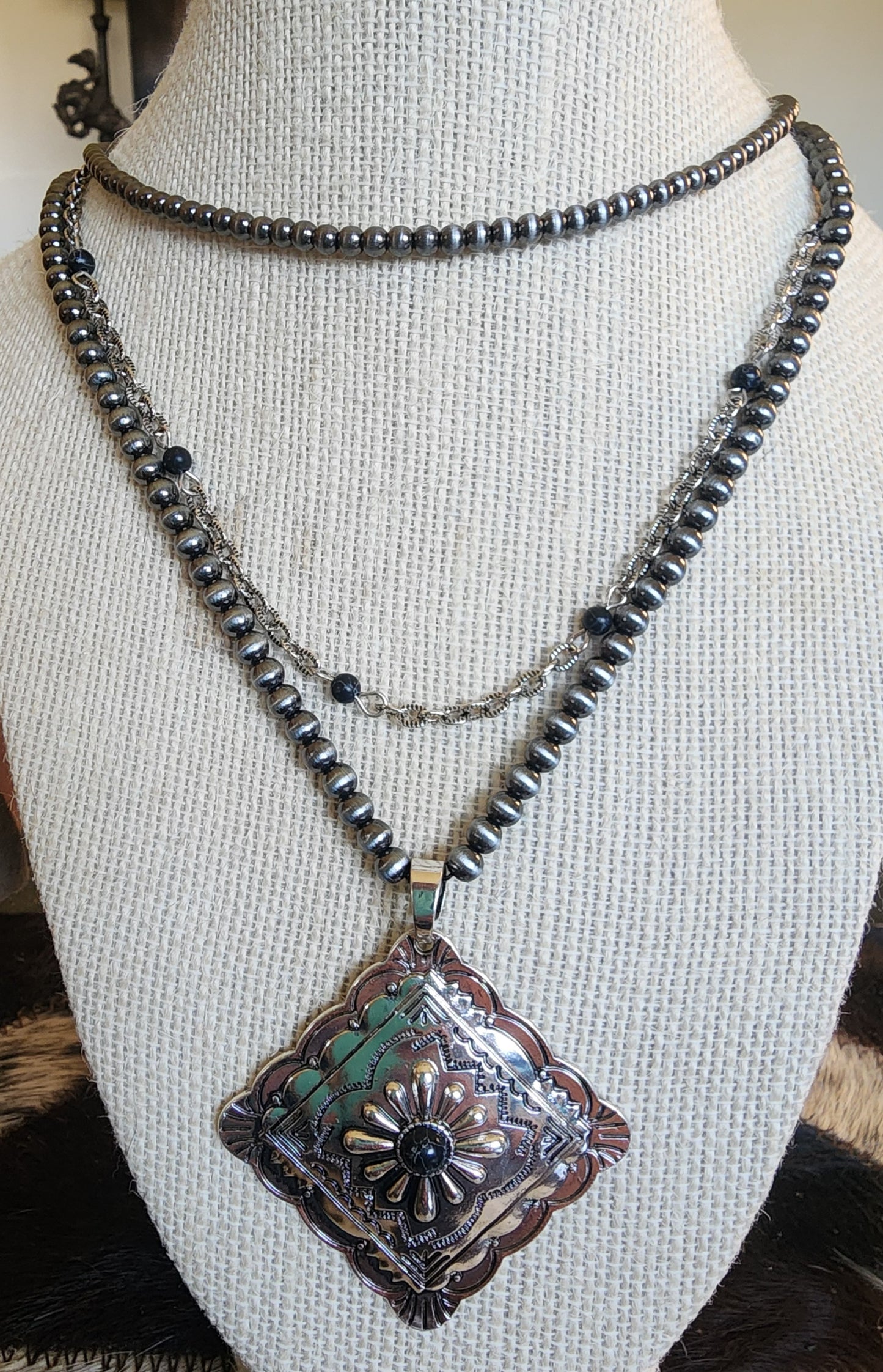 Pendant Necklace Set