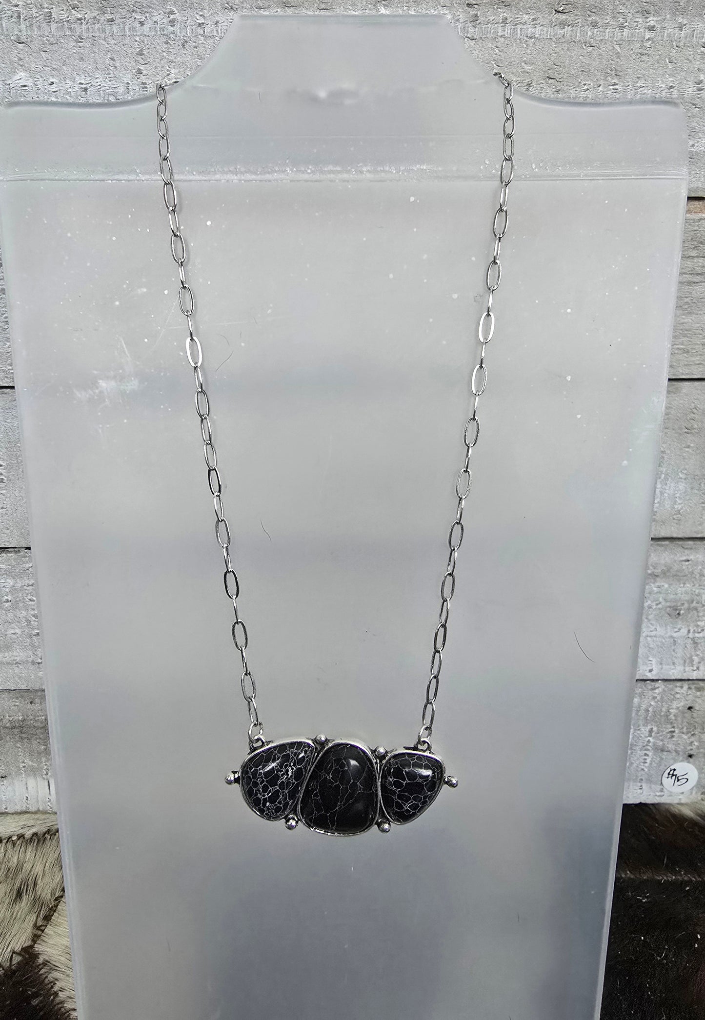Faux Oyster Blossom Necklace