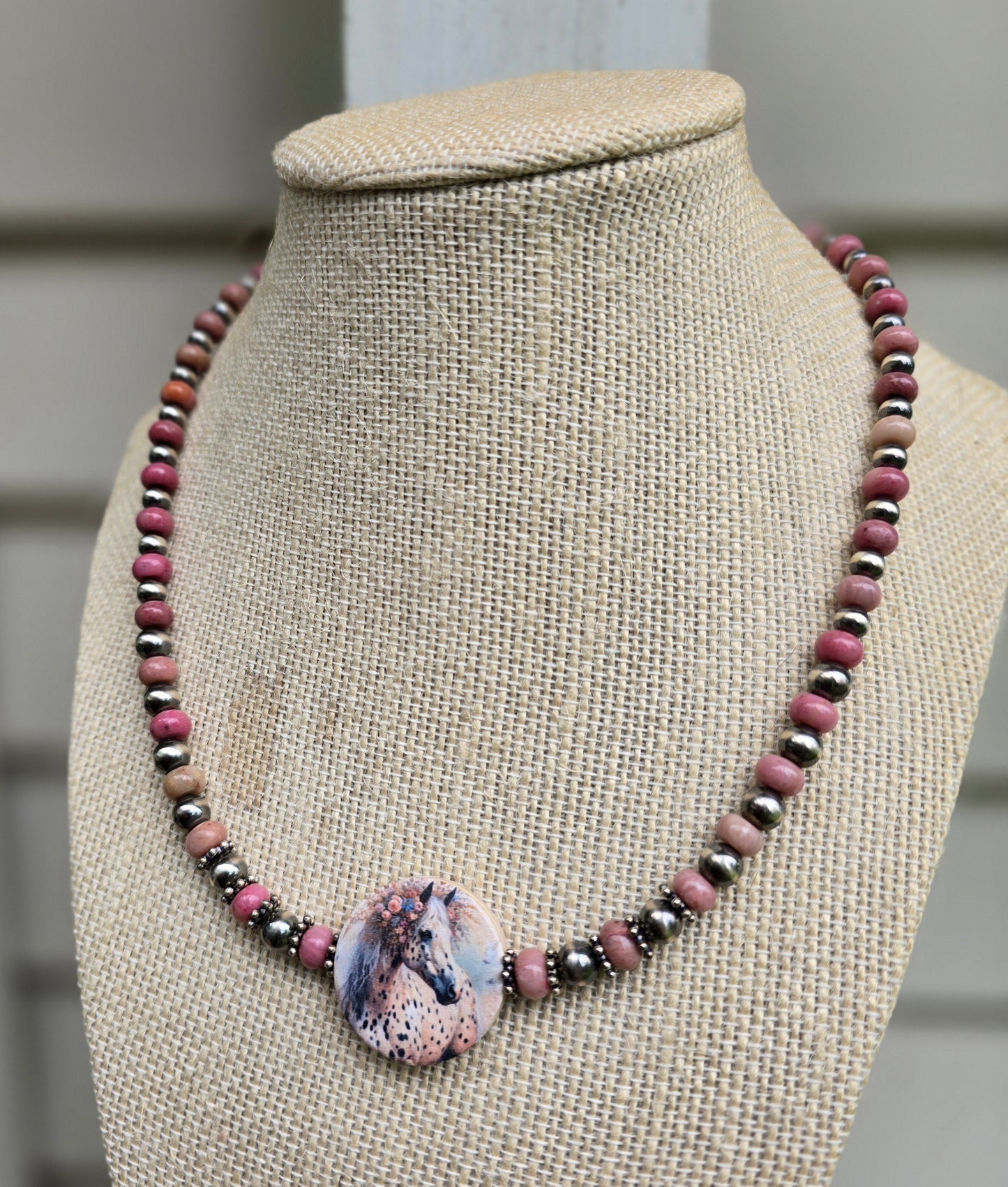 Horse Charm Pearl Necklace