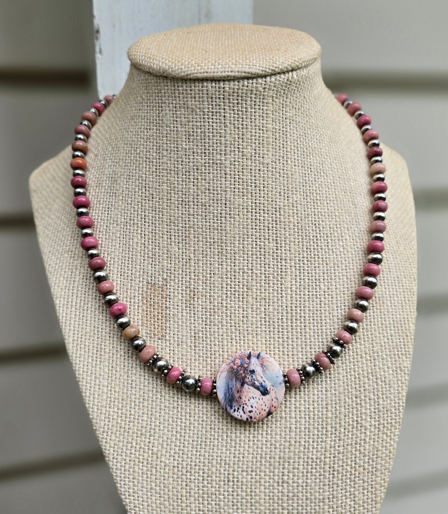 Horse Charm Pearl Necklace