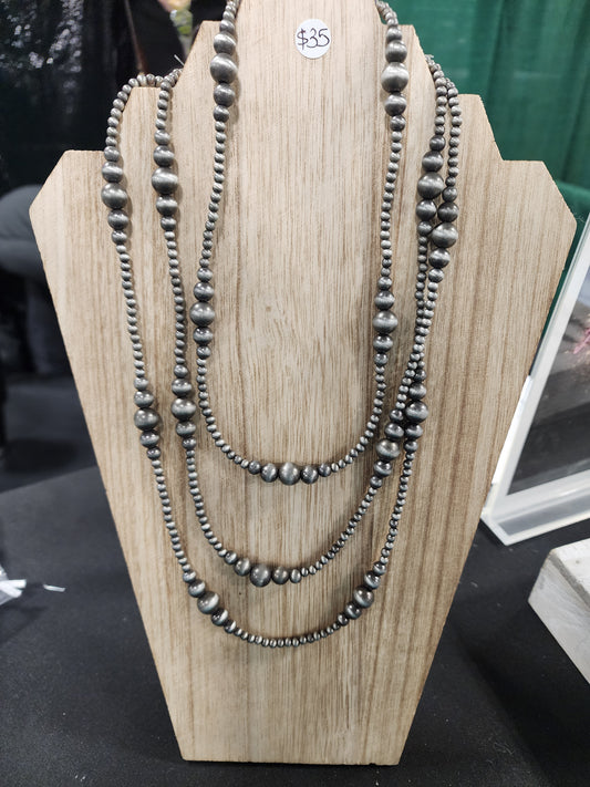 Handmade Navajo Pearl Necklace Set