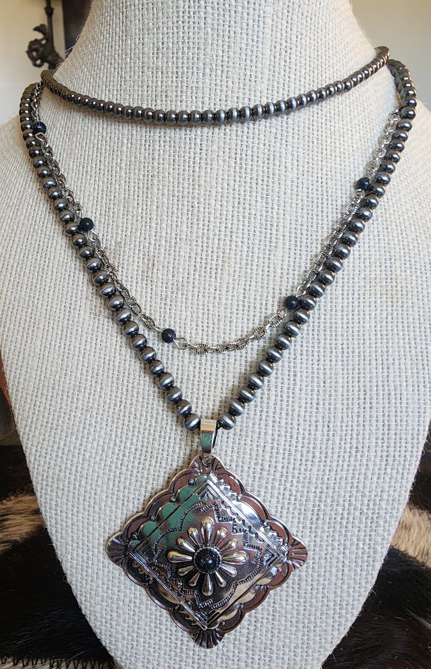 Navajo Pendant Necklace Set